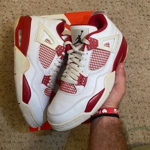 Air Jordan 4 retro alternate 89 size 10.5